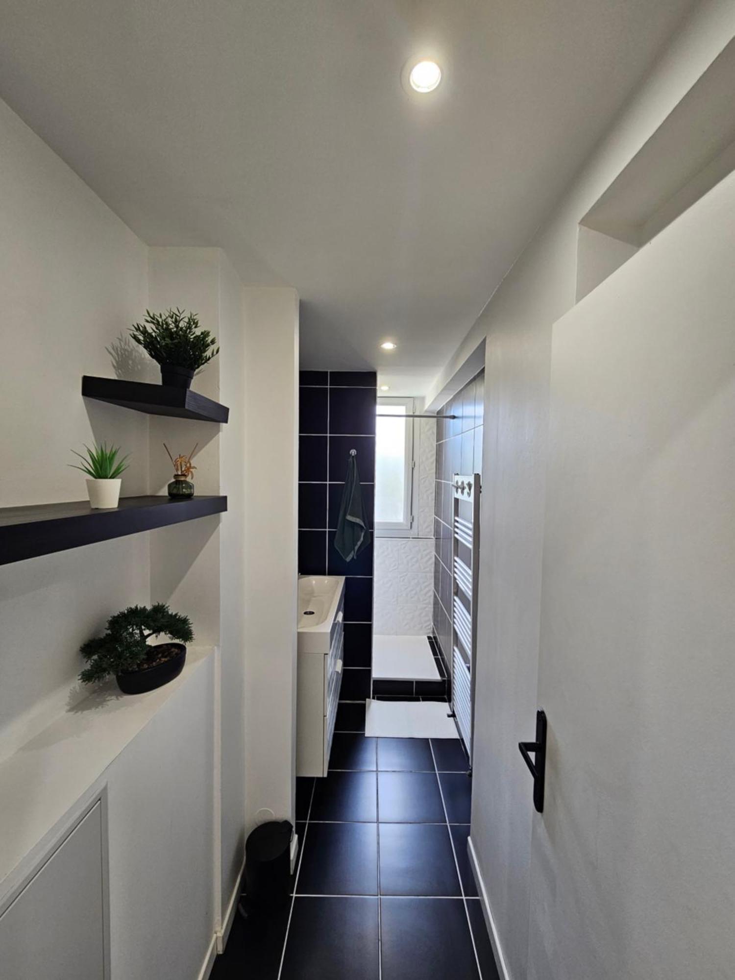 Charmant & Spacieux 3 Chambres - Mm Apartment - Lyon Grand Parilly Vénissieux Buitenkant foto