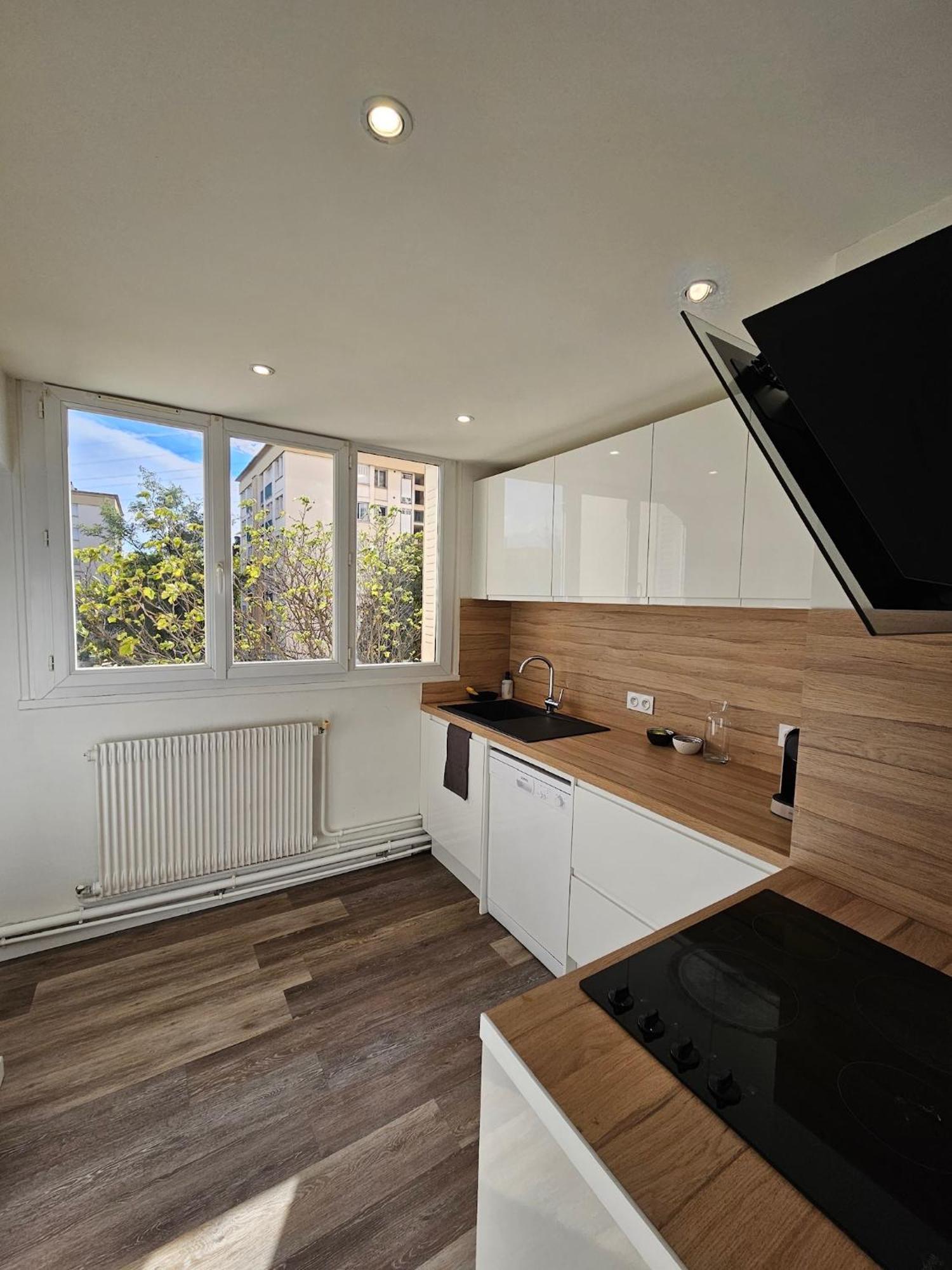 Charmant & Spacieux 3 Chambres - Mm Apartment - Lyon Grand Parilly Vénissieux Buitenkant foto
